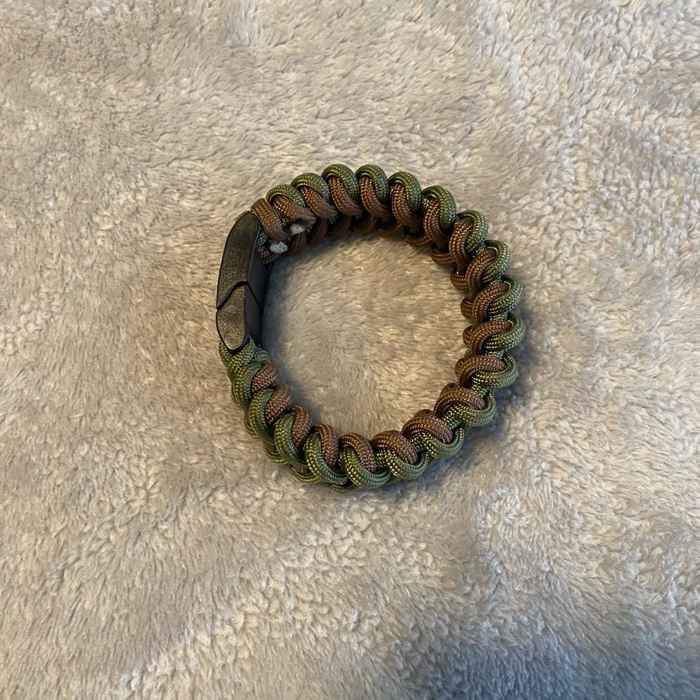 Green and Brown Paracord Bracelet
